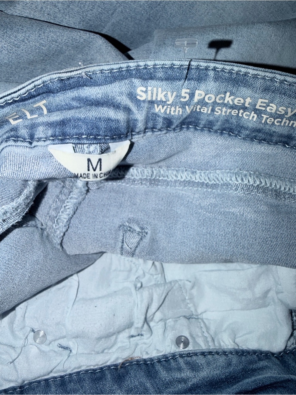 NWT Laurie Felt Silky 5 Pocket Easy Skinny Jean - Picture 7 of 10